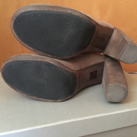 Elisanero Suede Booties - Picture 4 of 5